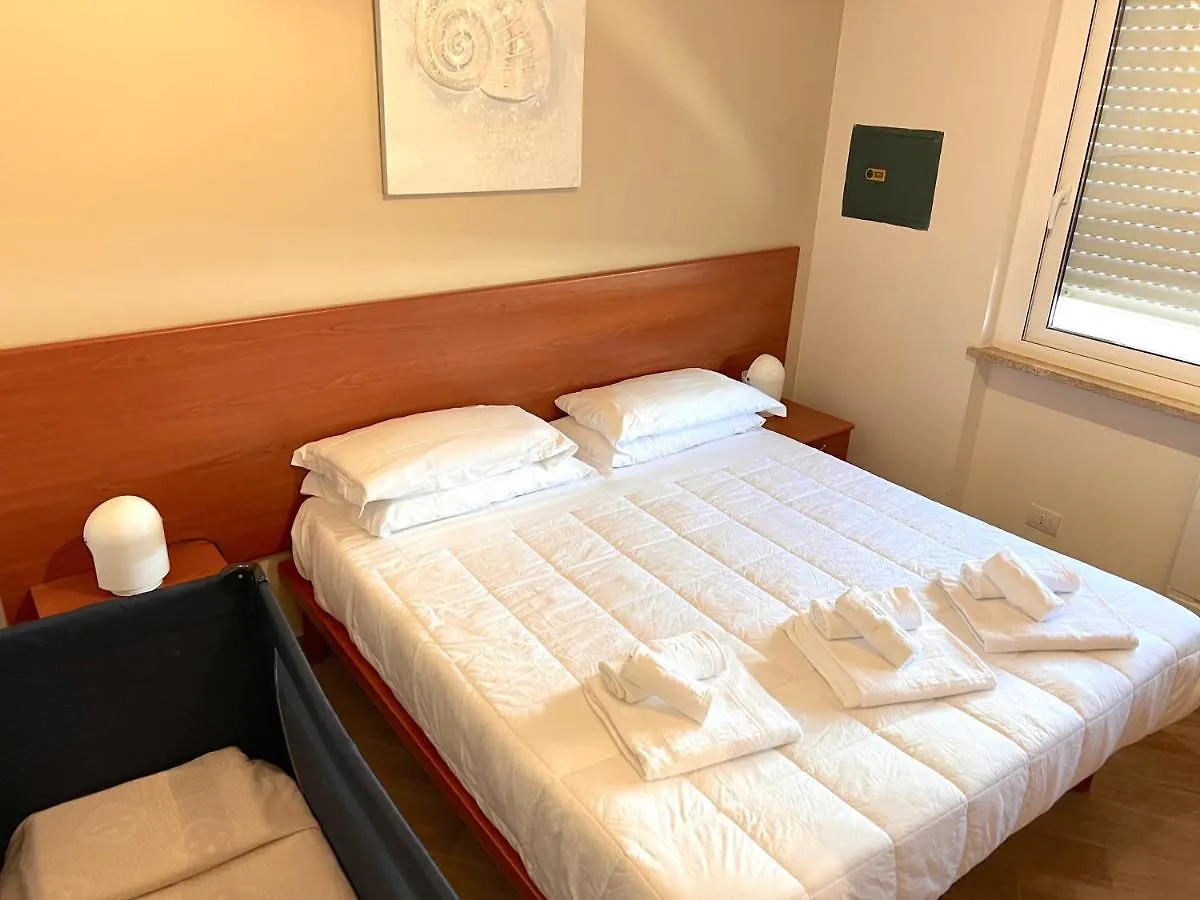Alghero Charming Apartments, Steps From The Beach شقة
