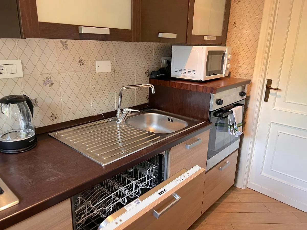 Alghero Charming Apartments, Steps From The Beach 0*,  إيطاليا